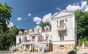 Hotel Pałac Tarnowskich